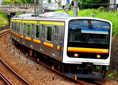 Nanbu line209-402b.jpg